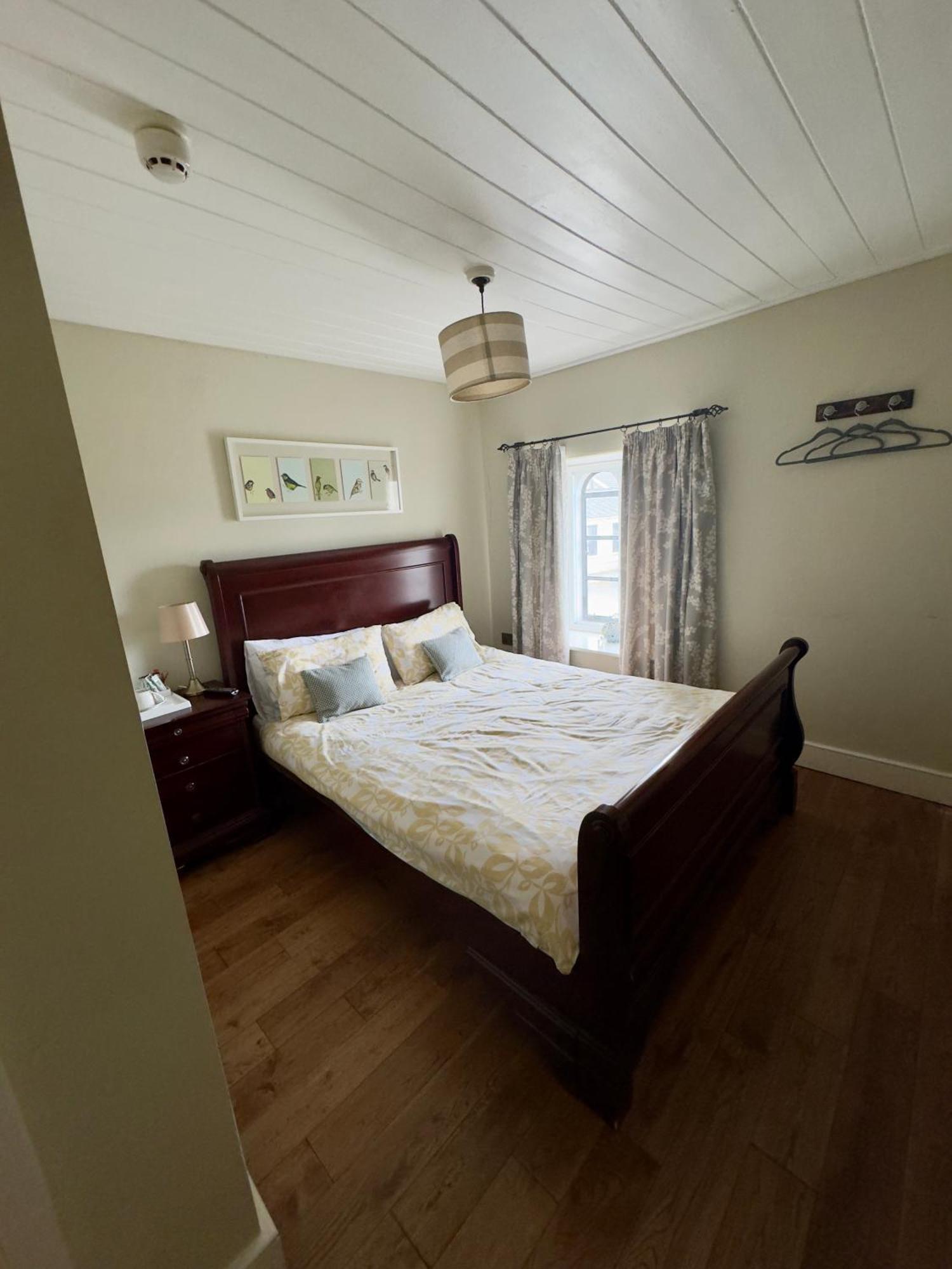 Cross Hands Hotel Llanybydder Экстерьер фото